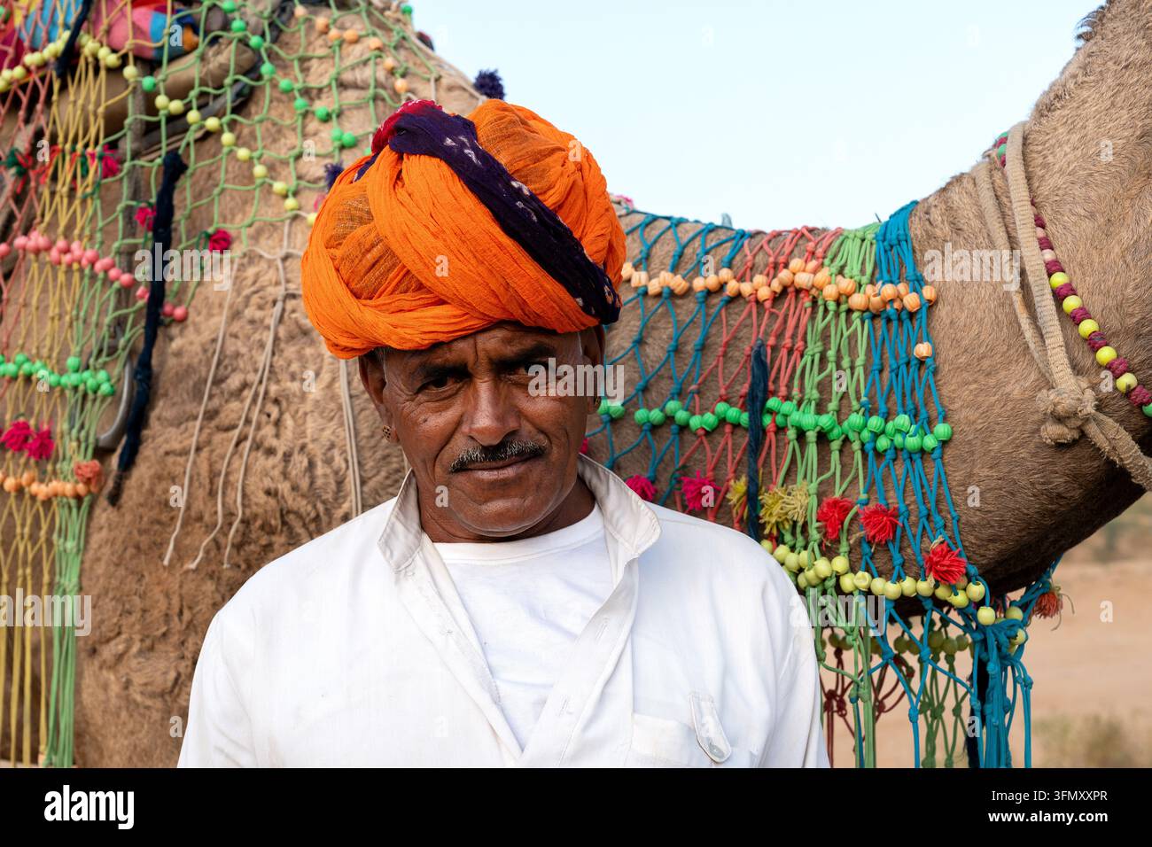 Portrait d'un éleveur de chameaux pendant le festival du Pushkar Mela Camel Fair Banque D'Images