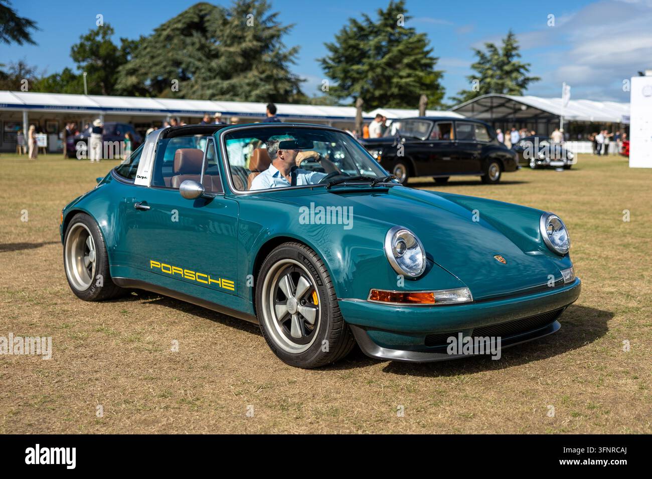 Theon Design - Porsche 911 Targa, exposée au Salon Privé organisé au Blenheim Palace le 6 septembre 2026. Banque D'Images