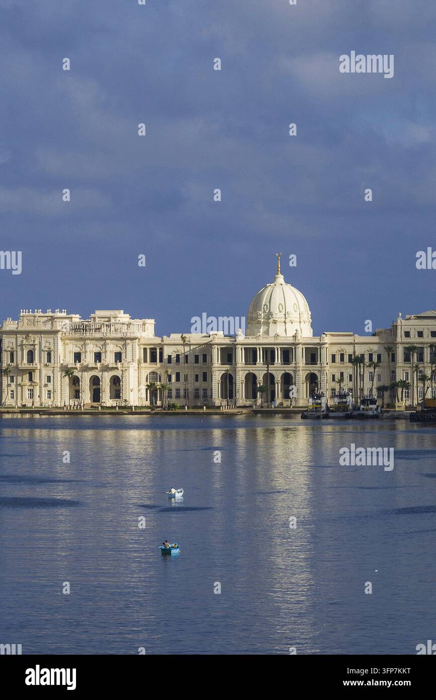 Égypte - Alexandrie, palais de Ras Al Tin au port Banque D'Images
