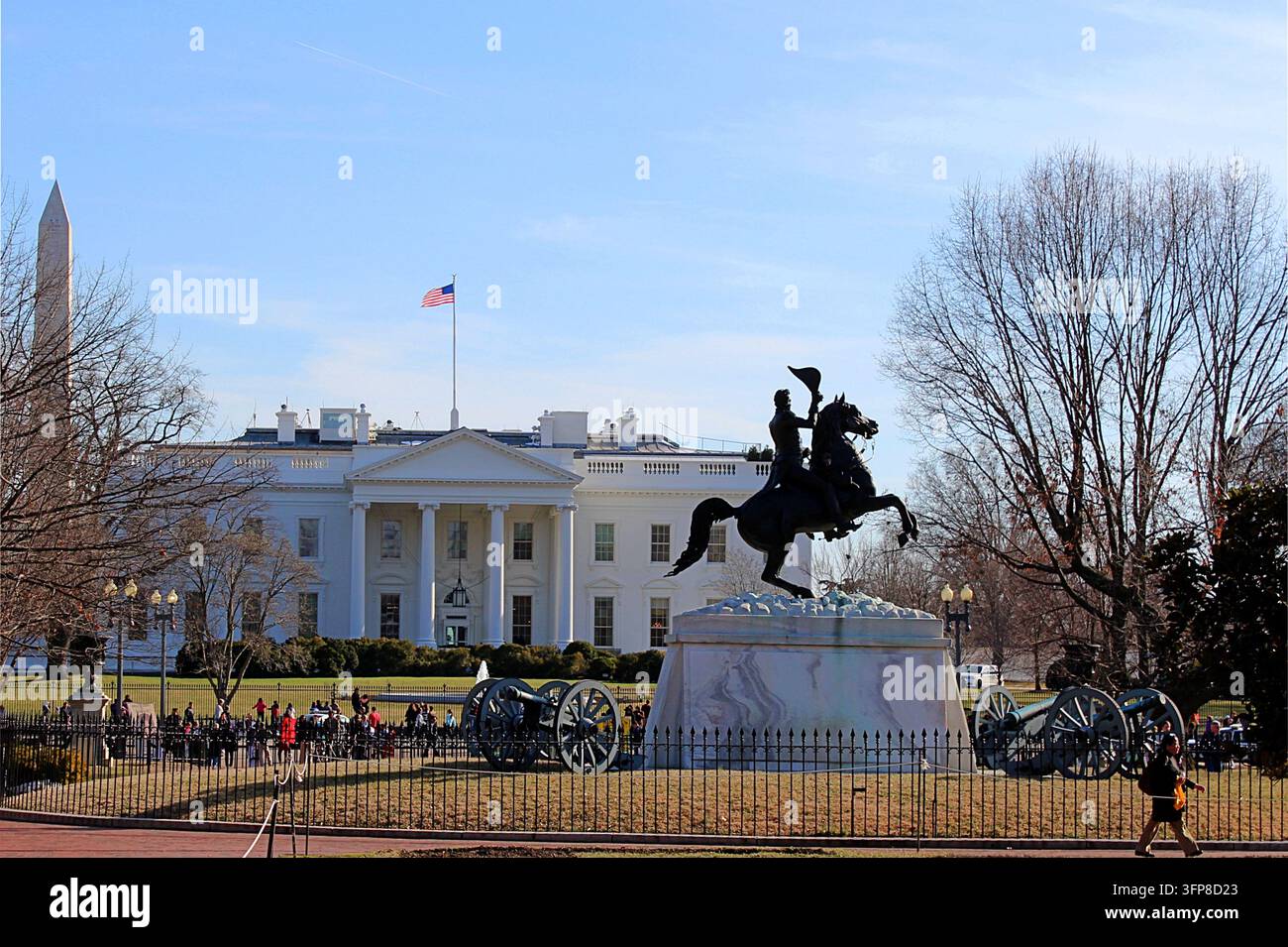 La Maison Blanche et la statue d'Andrew Jackson à Lafayette Square. Banque D'Images