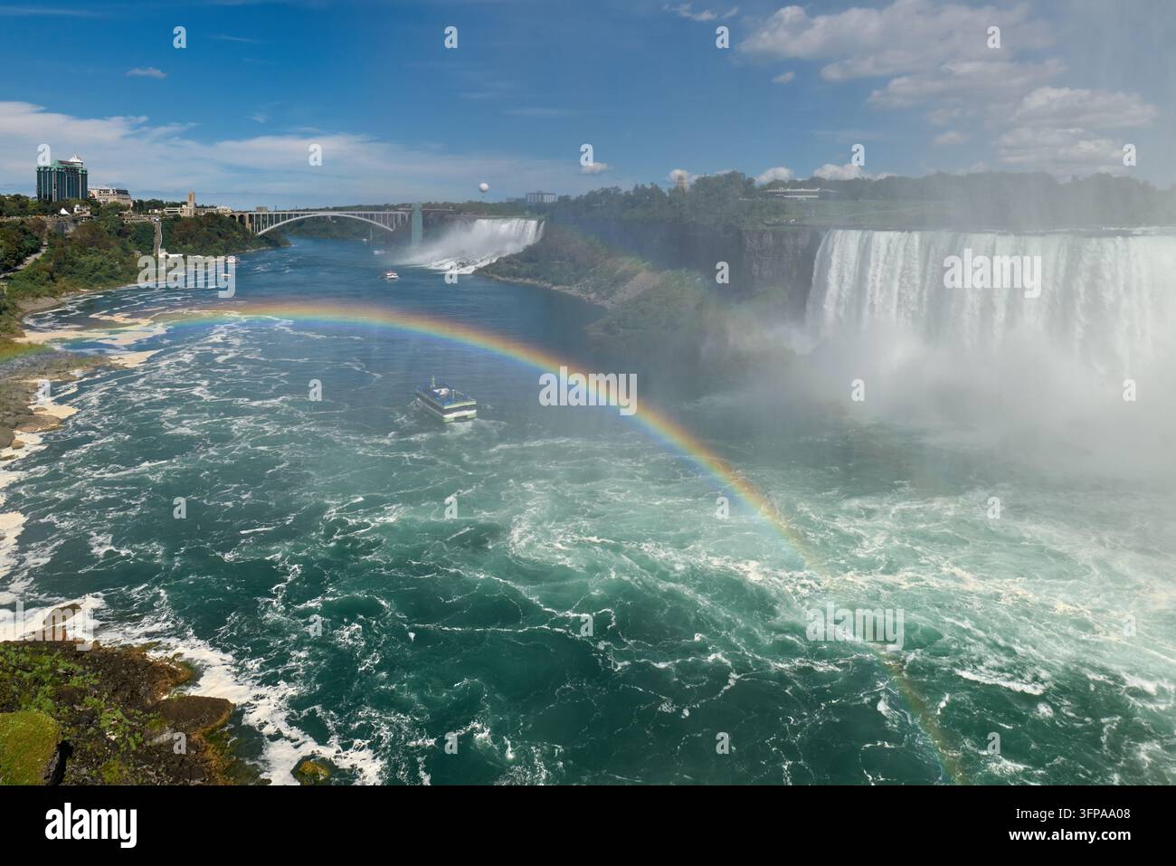 Chutes American à la nuit, Chutes du Niagara, New York, États-Unis Banque D'Images