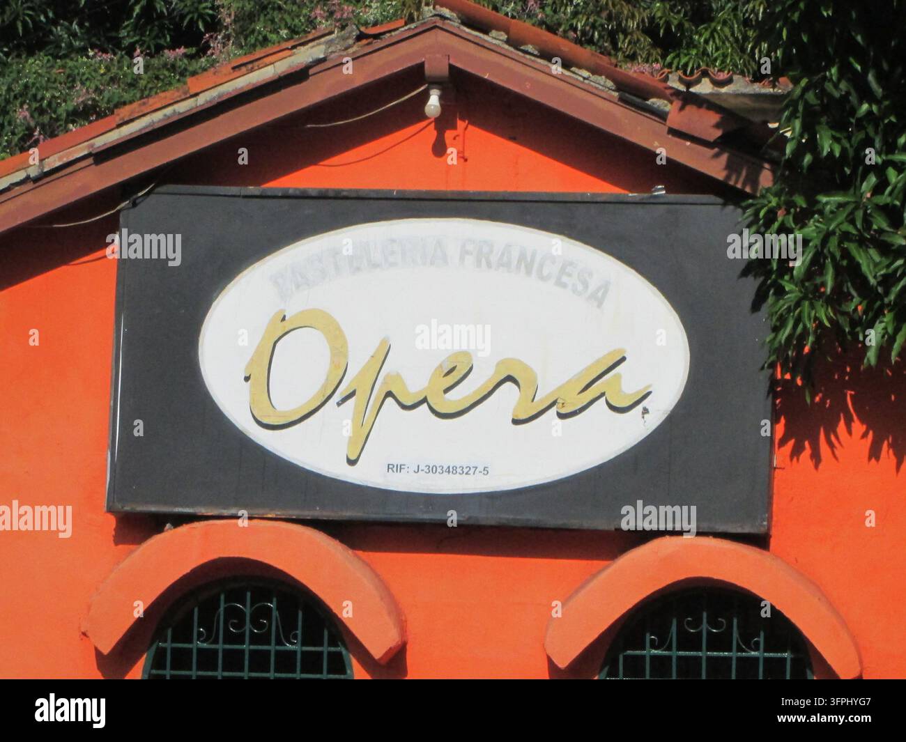 OPERA Pâtisserie française. Éditorial, illustration éditoriale. Venezuela, Caracas le 18 septembre 2026. Banque D'Images