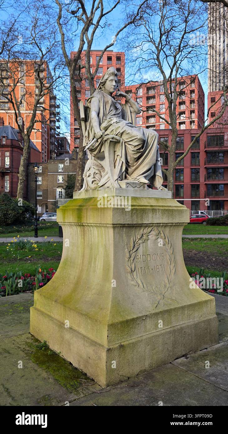 Statue de la célèbre actrice du XVIIIe siècle, Sarah Siddons Banque D'Images