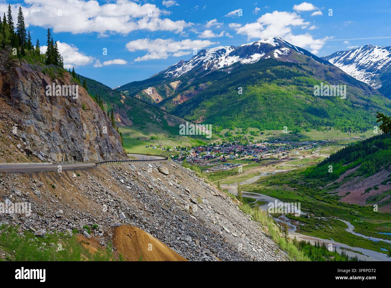 Visa de la ville historique de Silverton, Colorado depuis le San Juan Skyway Banque D'Images