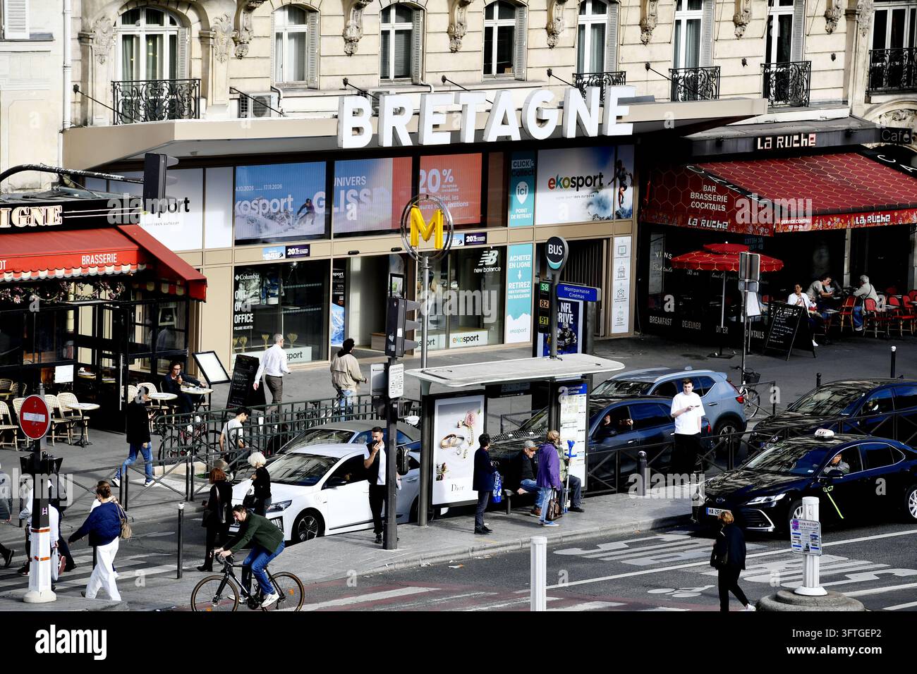 l'ancien Cinéma Le Bretagne situé au 73 Boulevard du Montparnasse dans le 6e arrondissement de Paris, France Banque D'Images