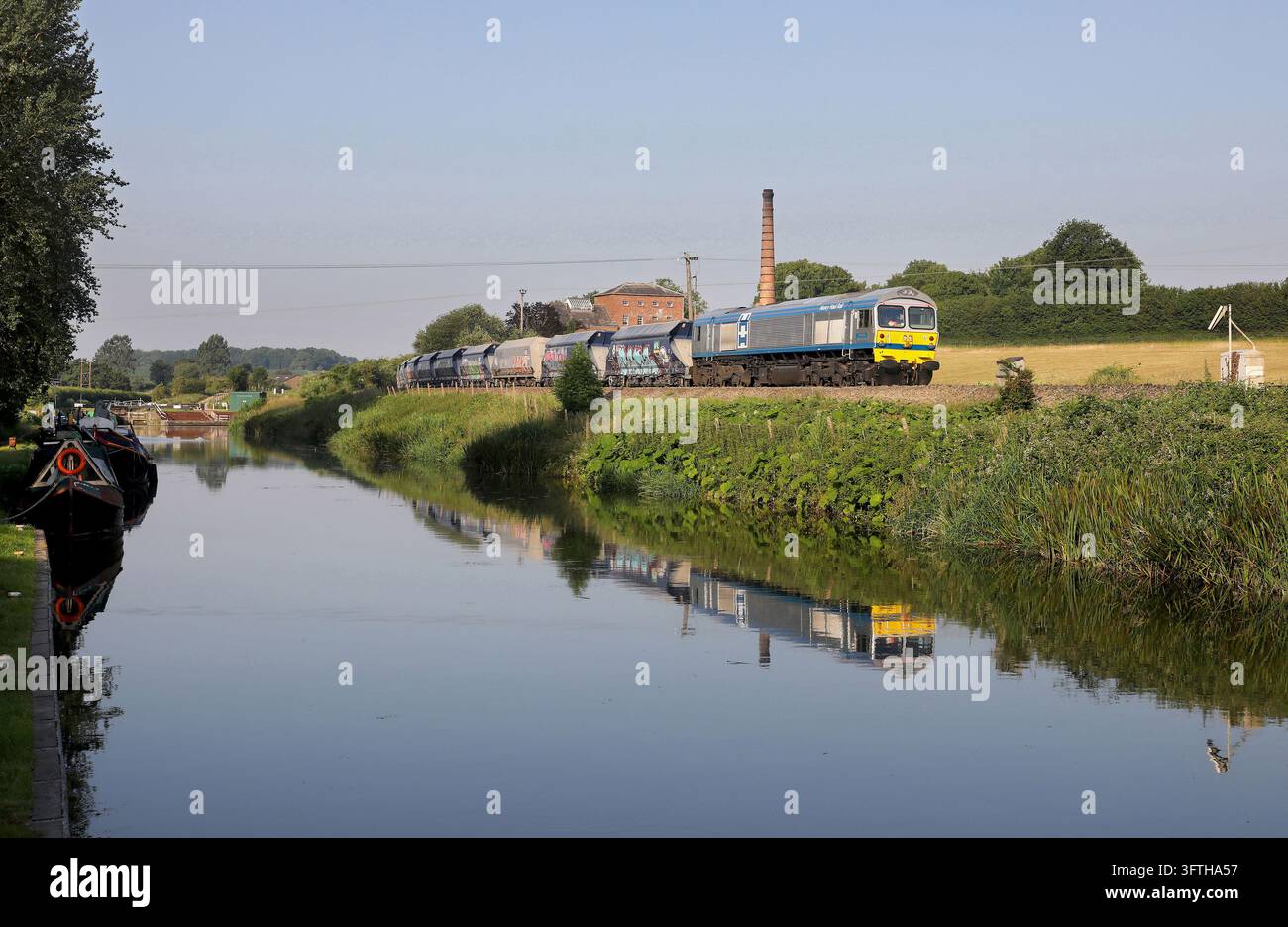 59001 passe Crofton le 24.6.26 avec 6O98 06.06 Whatley Quarry à Allington Hanson . Banque D'Images