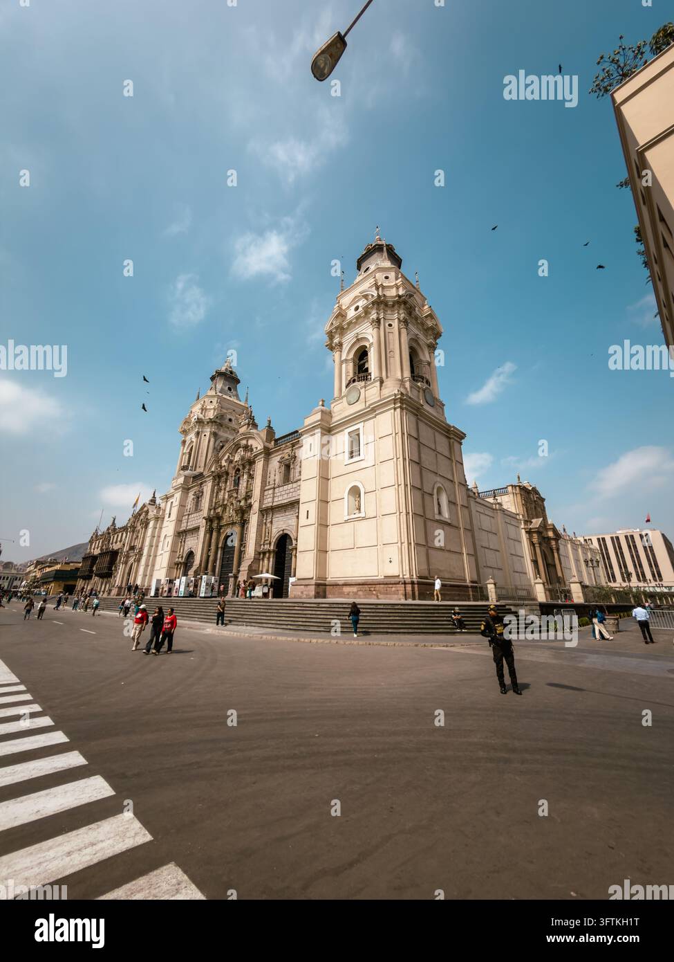 Cathédrale à Lima main Square - Pérou - Image de stock capturée avec un smartphone