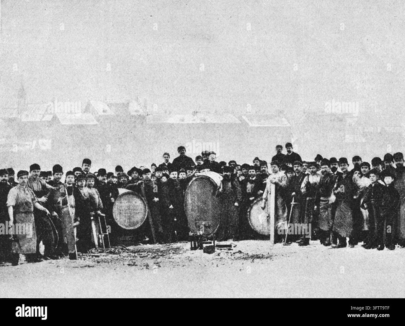 Coopers, Groupe d'hommes avec des barils sur le fleuve Rhin, Travailleurs industriels, Gravure sur bois du XIXe siècle. Banque D'Images