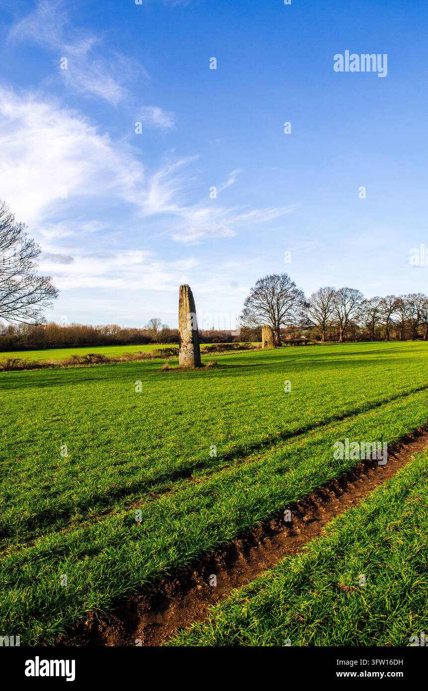 Les Devils Arrows comprennent trois mégalithes impressionnants. D'origine bronze, ils sont situés dans le Yorkshire, en Angleterre Banque D'Images