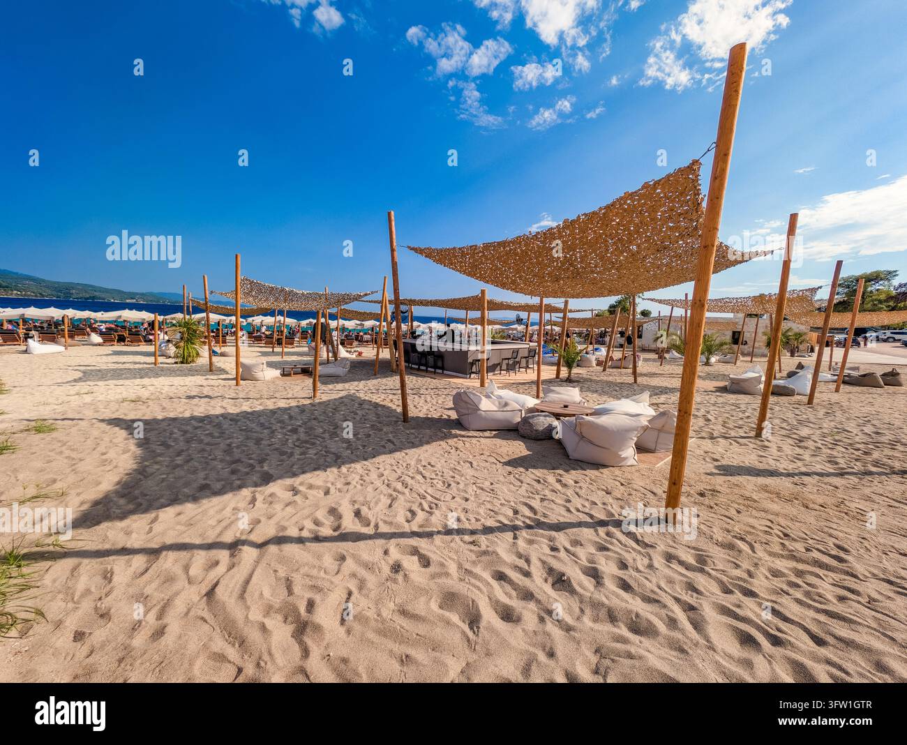 Bar de plage à Agios Ioannis, Nikiti, Sithonia, Halkidiki, Grèce Banque D'Images