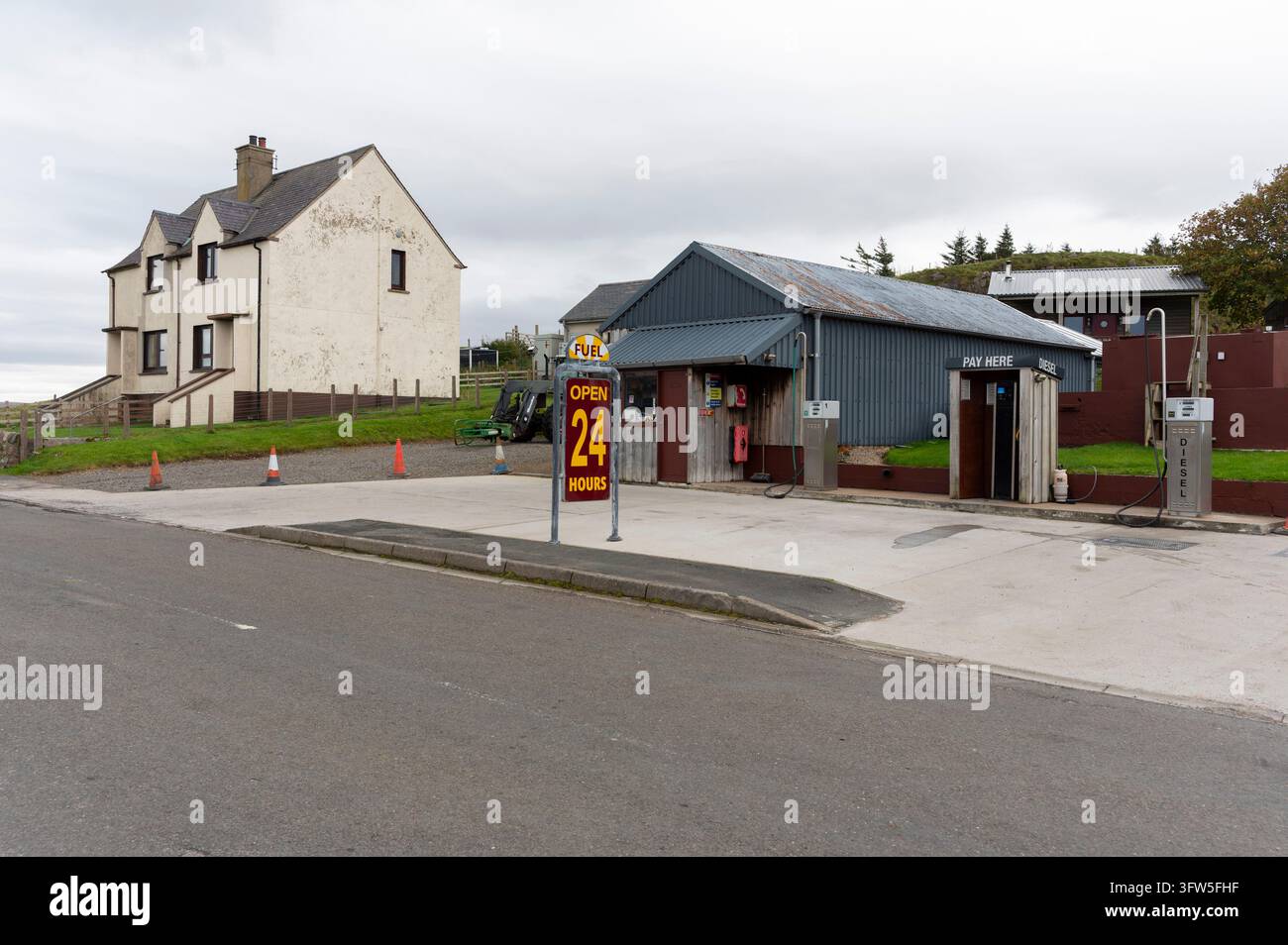 Écosse Royaume-Uni North Coast 500 octobre 2026 : Une station-service à Durness dans les Highlands du Nord-Ouest de l'Écosse Banque D'Images