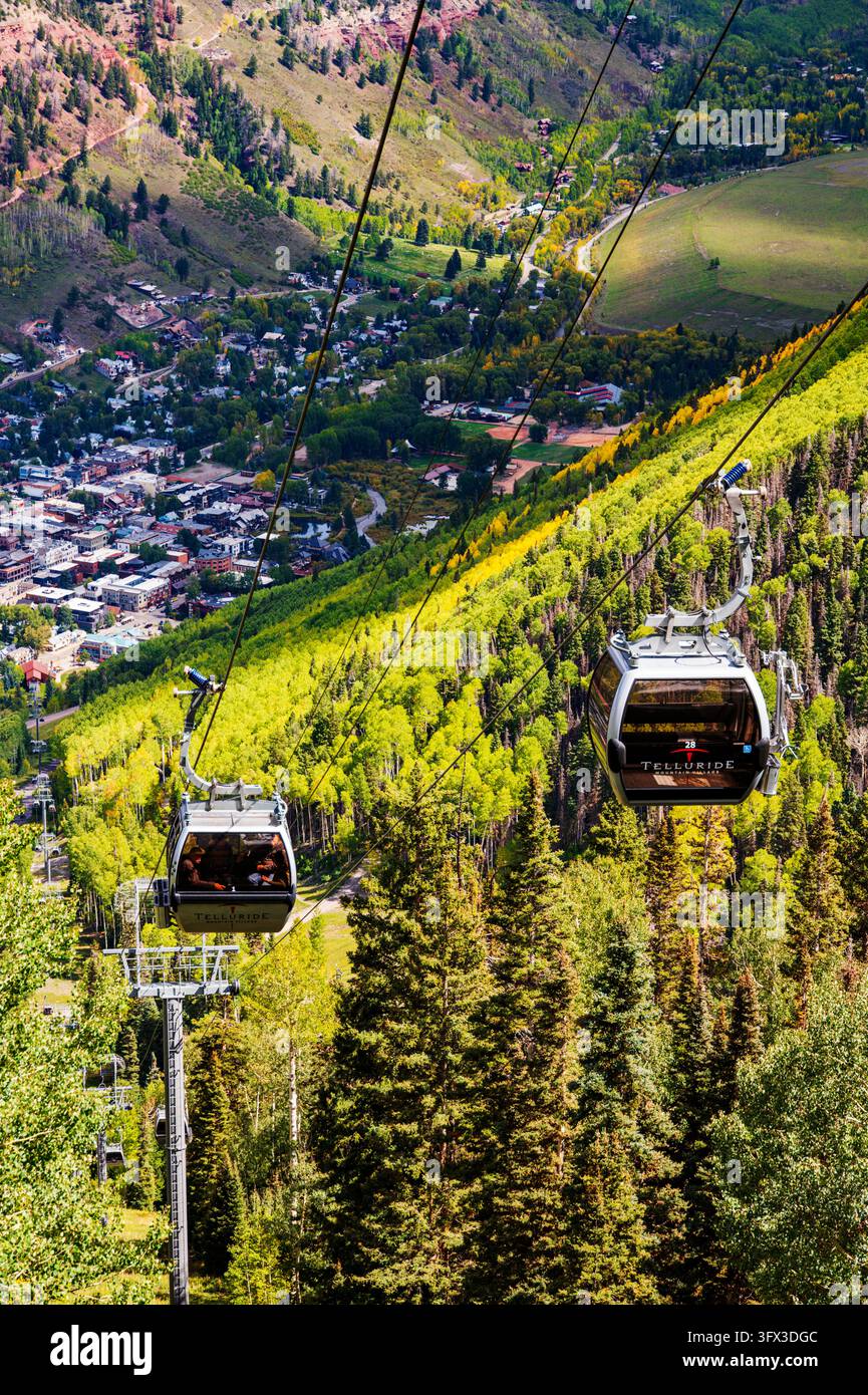 Gondole gratuite reliant la ville de Telluride au Mountain Village ; Colorado ; États-Unis Banque D'Images