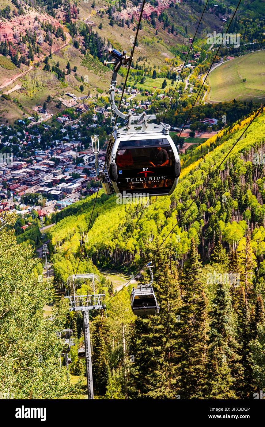 Gondole gratuite reliant la ville de Telluride au Mountain Village ; Colorado ; États-Unis Banque D'Images