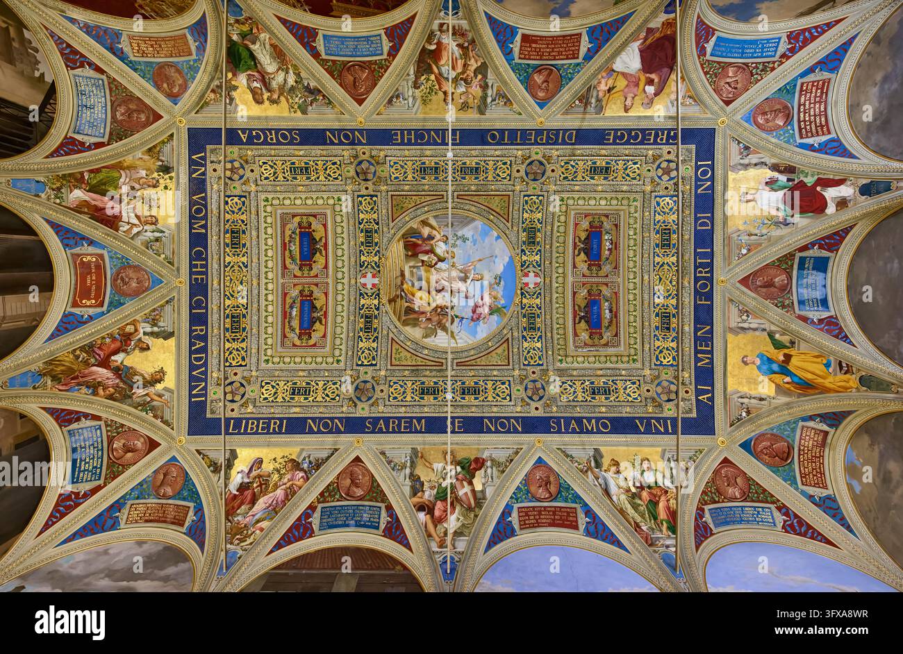 Plafond de la Sala dei Resorgimento, fresques du Palazzo Pubblico, Sienne, Toscane, Italie plafond de la Salle du Risorgimento, vue intérieure de la Banque D'Images
