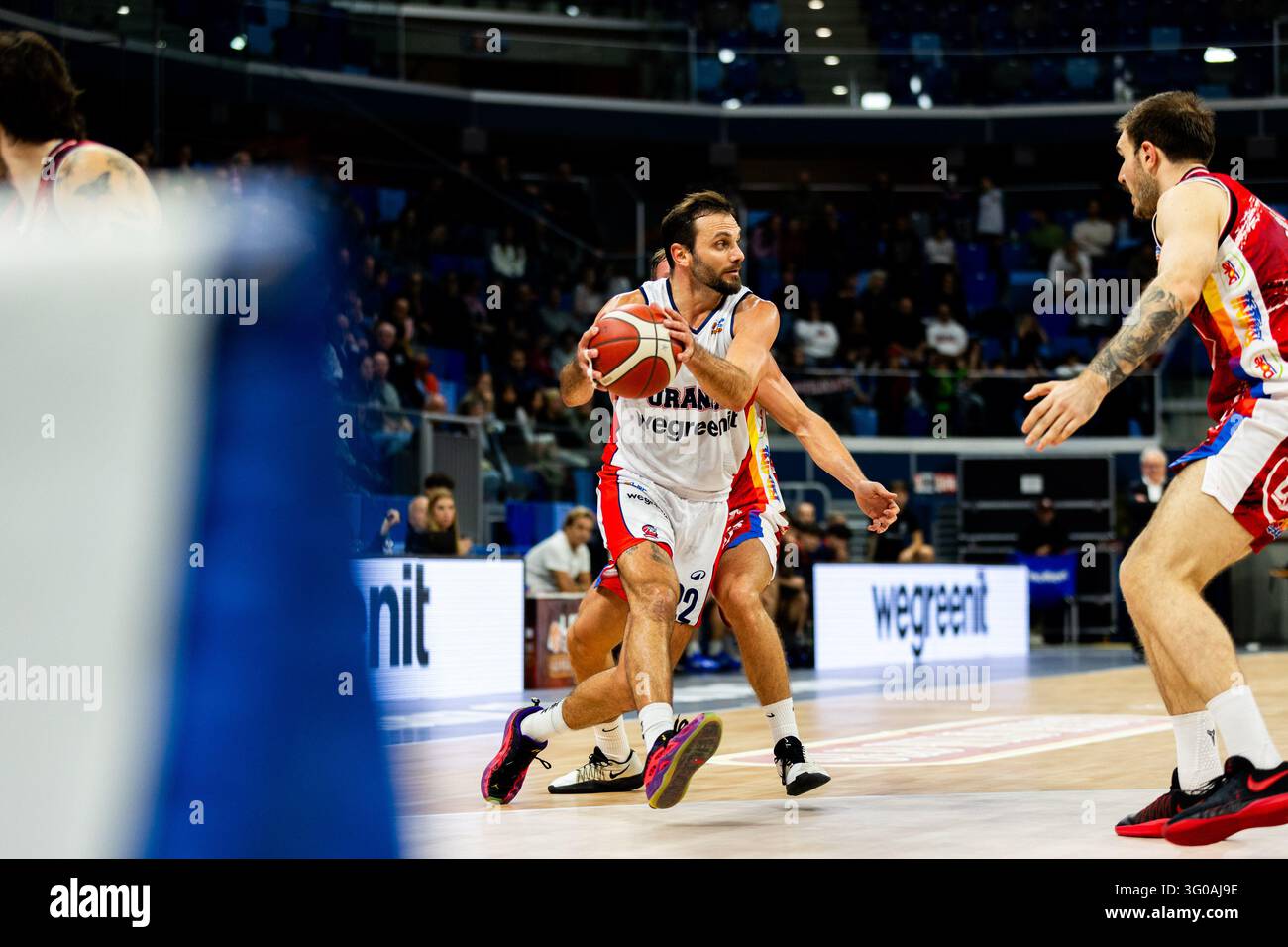 IPA90373867 - STEFANO GENTILE (URANIA MILANO) lors du match Wegreenit Urania Milano contre Dole Basket Rimini, un match de basket italien Serie A2 masculin à Milan, Italie, le 30 octobre 2026 Banque D'Images
