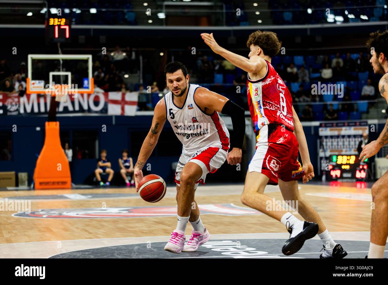IPA90373860 - ALESSANDRO GENTILE (URANIA MILANO) lors du match Wegreenit Urania Milano contre Dole Basket Rimini, un match de la Serie A2 masculine de basket-ball italienne à Milan, Italie, le 30 octobre 2026 Banque D'Images