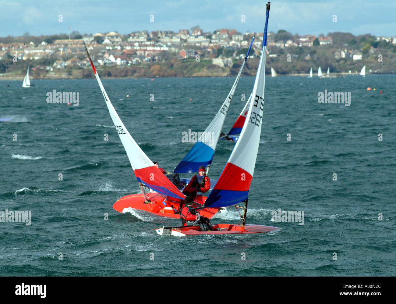 La voile au large de Weymouth Bay West Dorset Portland dans le sud de l'Angleterre UK Site pour la voile olympique de 2012 Banque D'Images