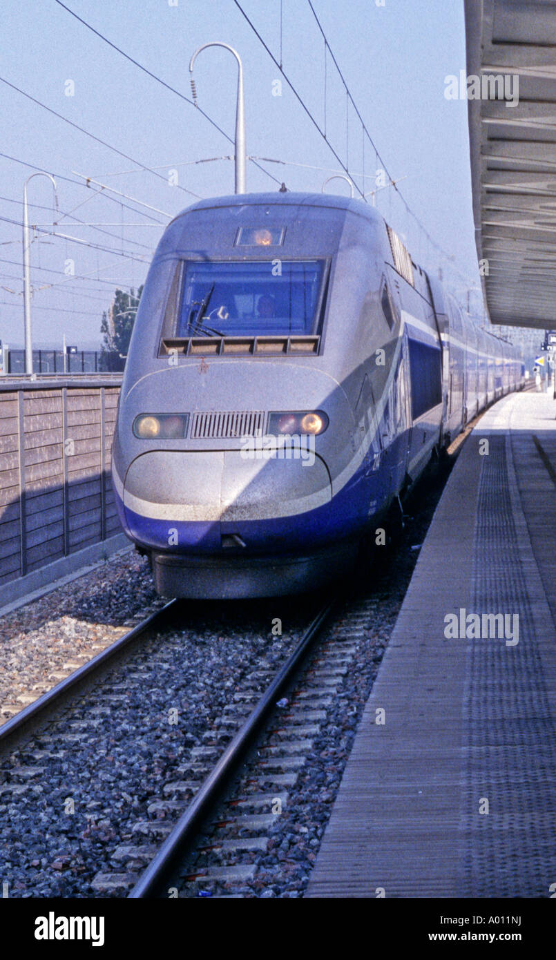 Gare TGV AVIGNON FRANCE Banque D'Images