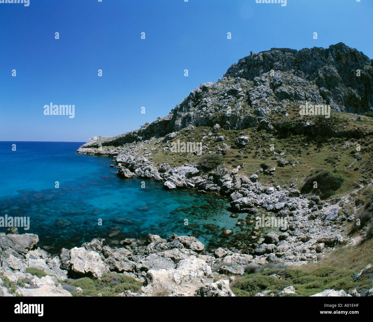 Feraklos-Festung Felsenhuegel auf einem Burgruine, Felsenkueste,,,, Steilkueste Steilfelsen Meeresbucht, Charaki, Rhodes, Dodécanèse Banque D'Images