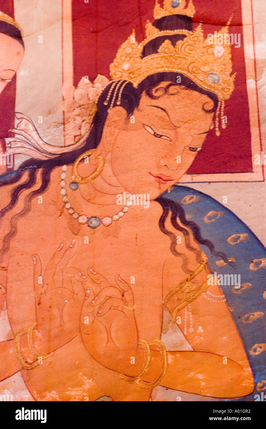 Peinture murale de la mère du Bouddha Mayadevi à l Institut Namgyal de tibétologie à Gangtok, Sikkim, Inde. Banque D'Images