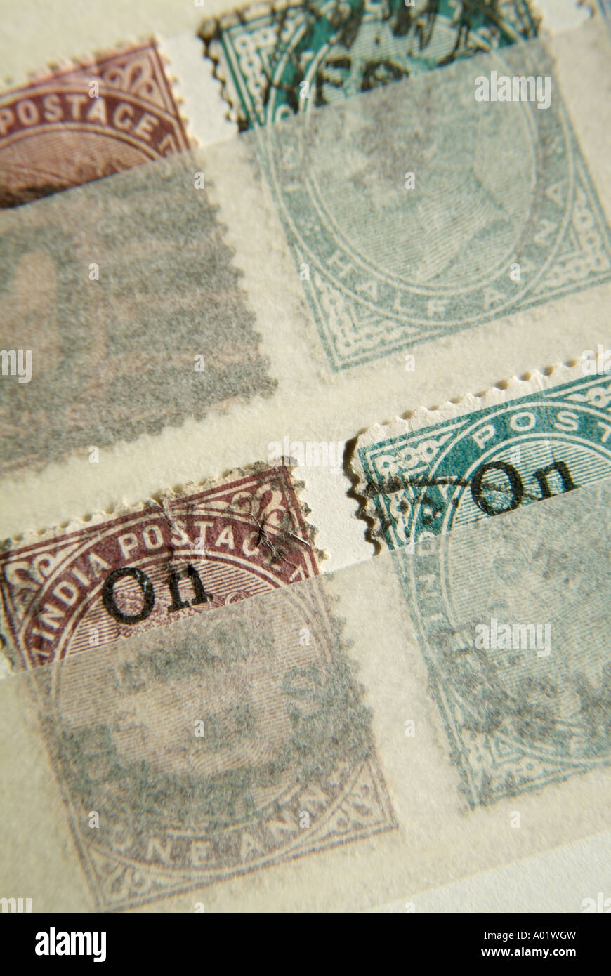 Vieux timbres-poste colonial britannique indien Banque D'Images