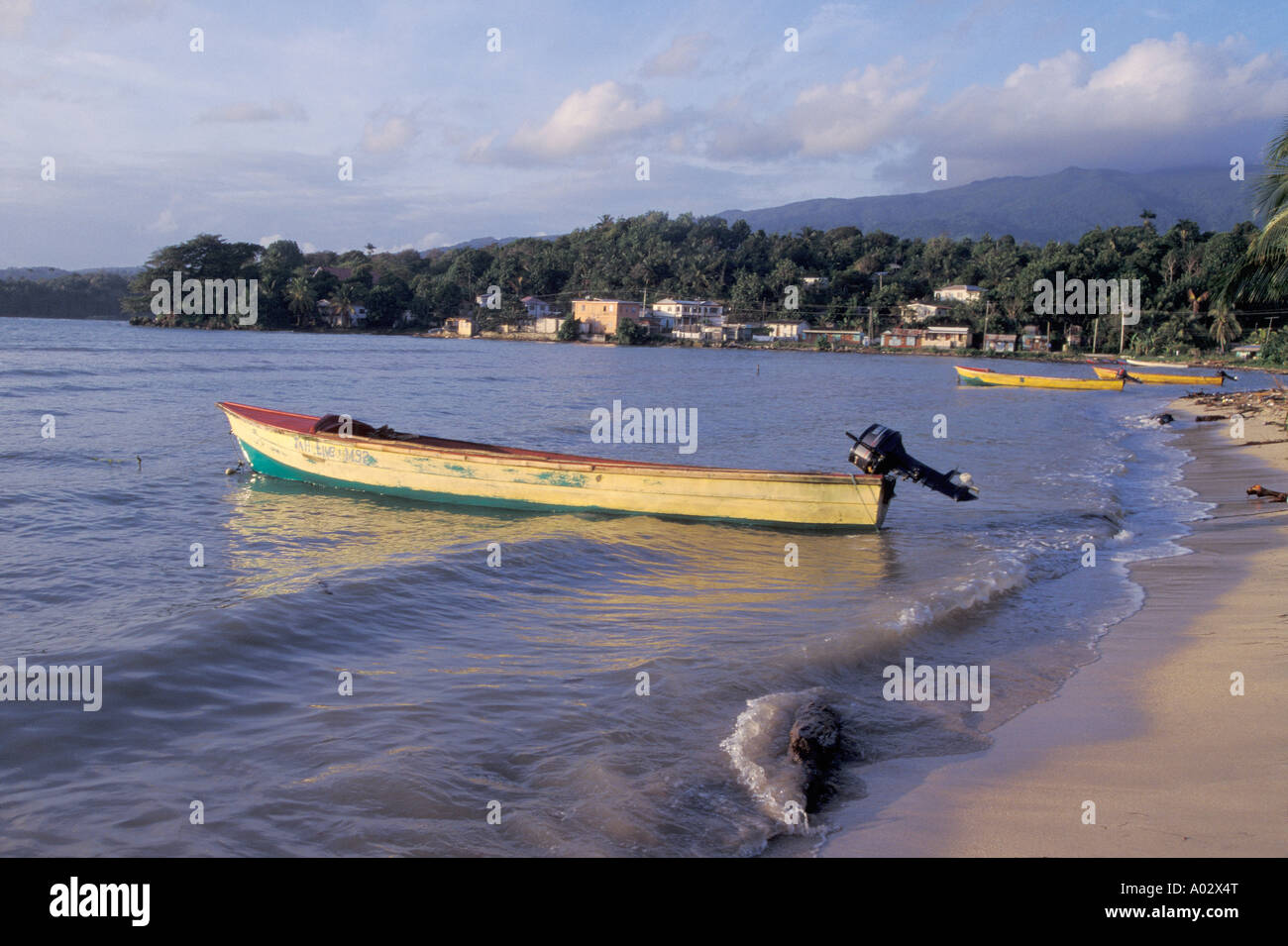 En bateau Caraïbes, côte-nord près de Port Antonio, West Indies, Jamaïque, Image Banque D'Images