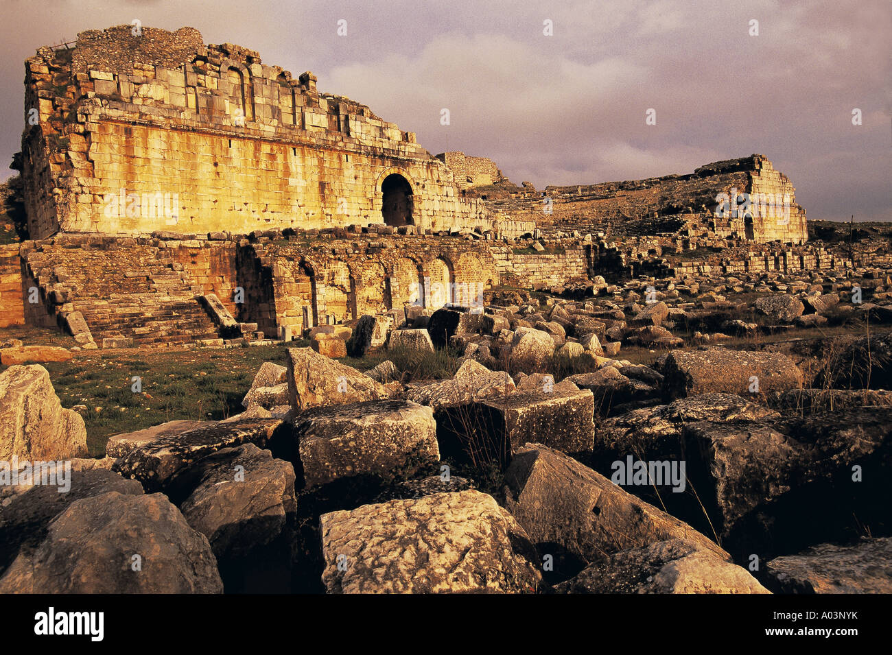 Autour de Palatia amphithéâtre de Miletos ville ancienne, Aydin Turquie. Banque D'Images