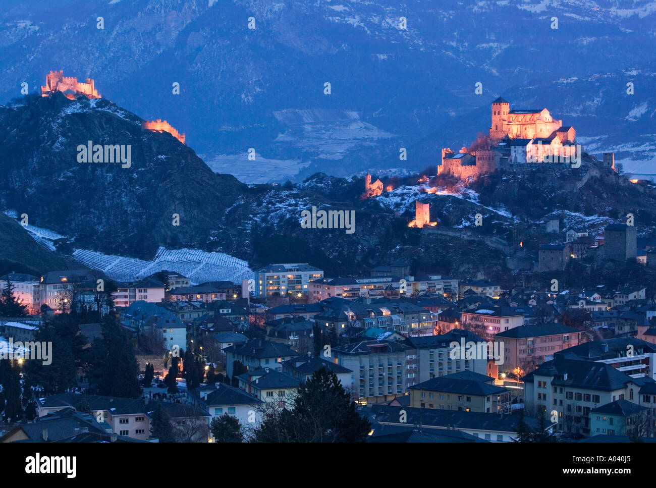 Château de Tourbillon et basilique de Valère, Sion, Valais, Suisse Banque D'Images