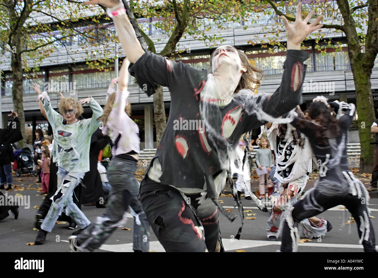 Centrum voor Kunst en Cultuur Zoetermeer danseurs amateurs d'écoles de danse Hollande parade dans Hague Banque D'Images