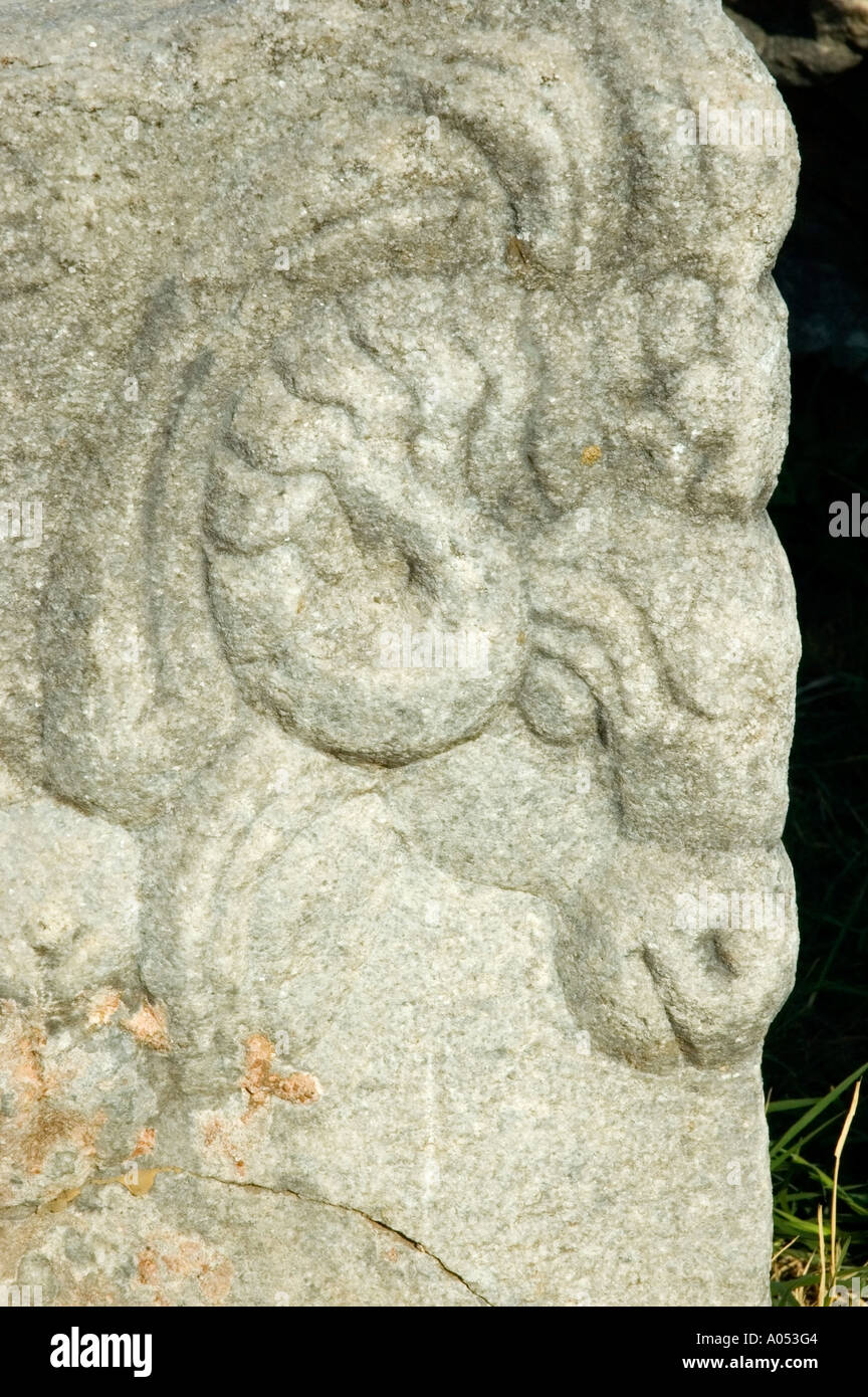 Ram Head sculptés sur un linteau de pierre, Basilique St Johns, Selcuk, Turquie, Moyen Orient. DSC 6862 Banque D'Images