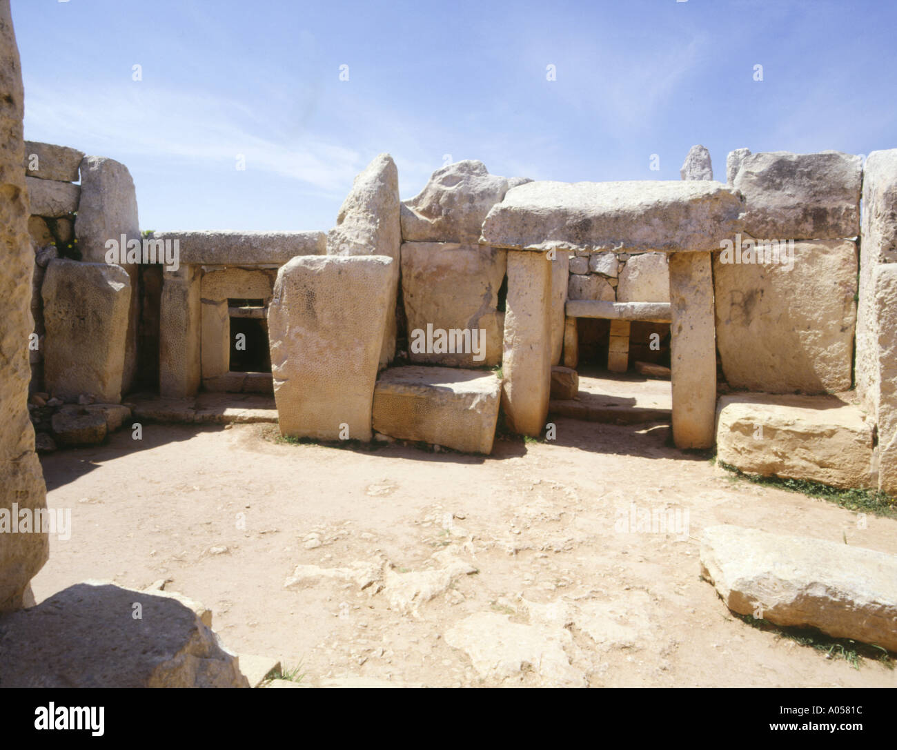 dh MNAJDRA TEMPLES ÎLE DE MALTE salles de temple néolithique complexe mégalithique europe site classé au patrimoine mondial de l'unesco Banque D'Images