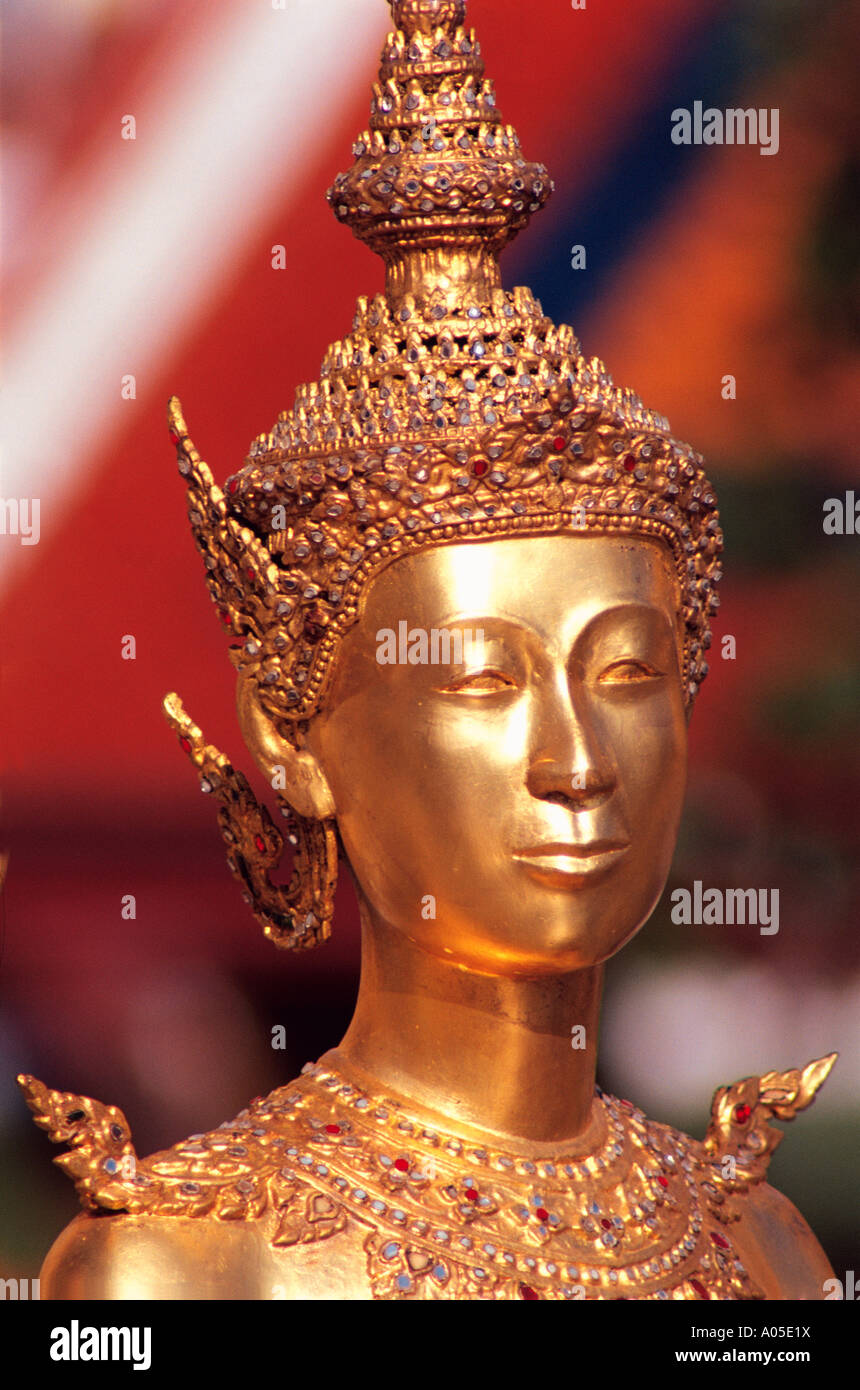 Le Grand Palais, Wat Phra Keo, Kinnara Figure Banque D'Images
