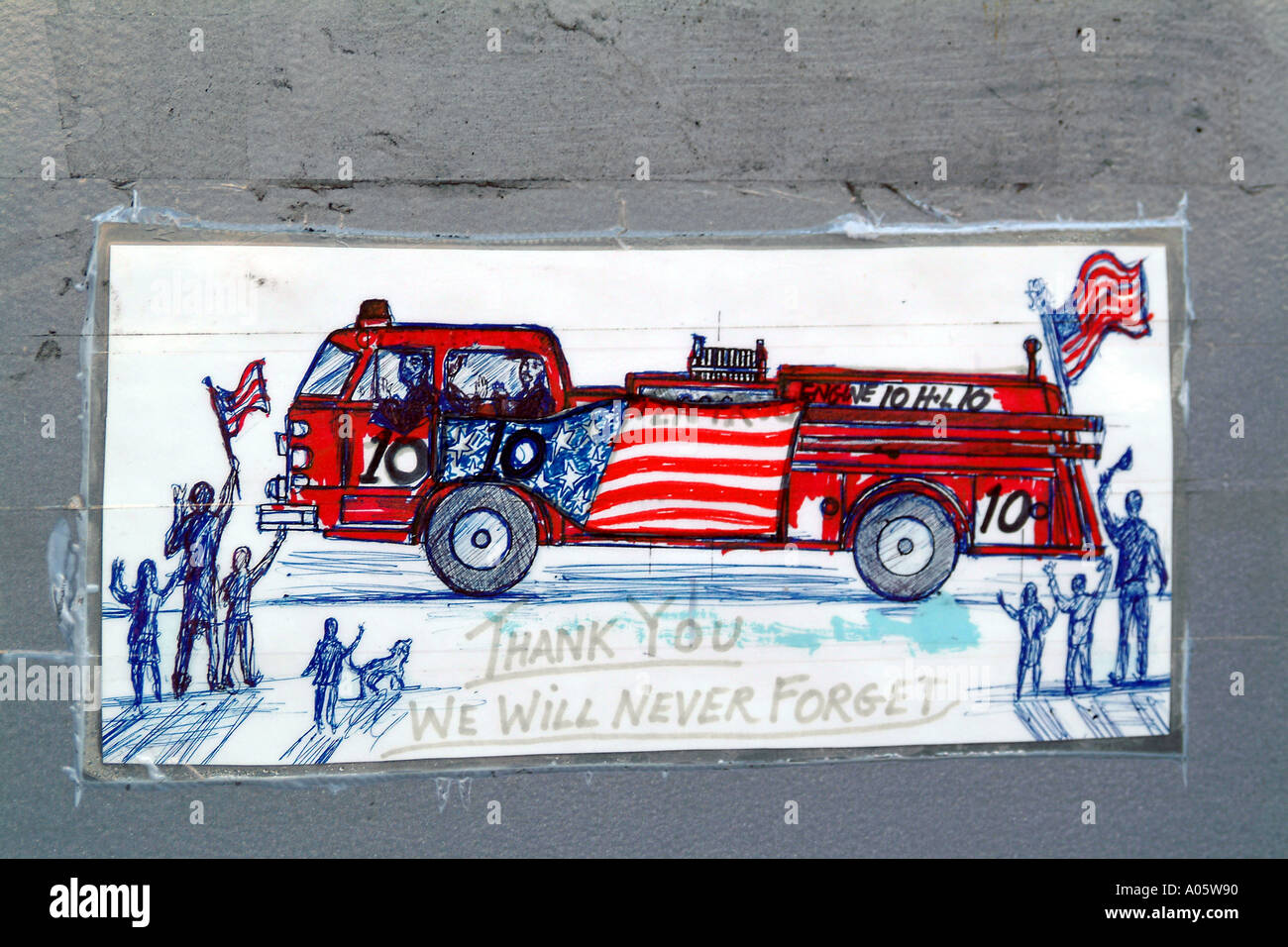 Hommage à FDNY Engine Company 10 fire house et défenseur de la liberté de camion street ground zero, New York USA Banque D'Images