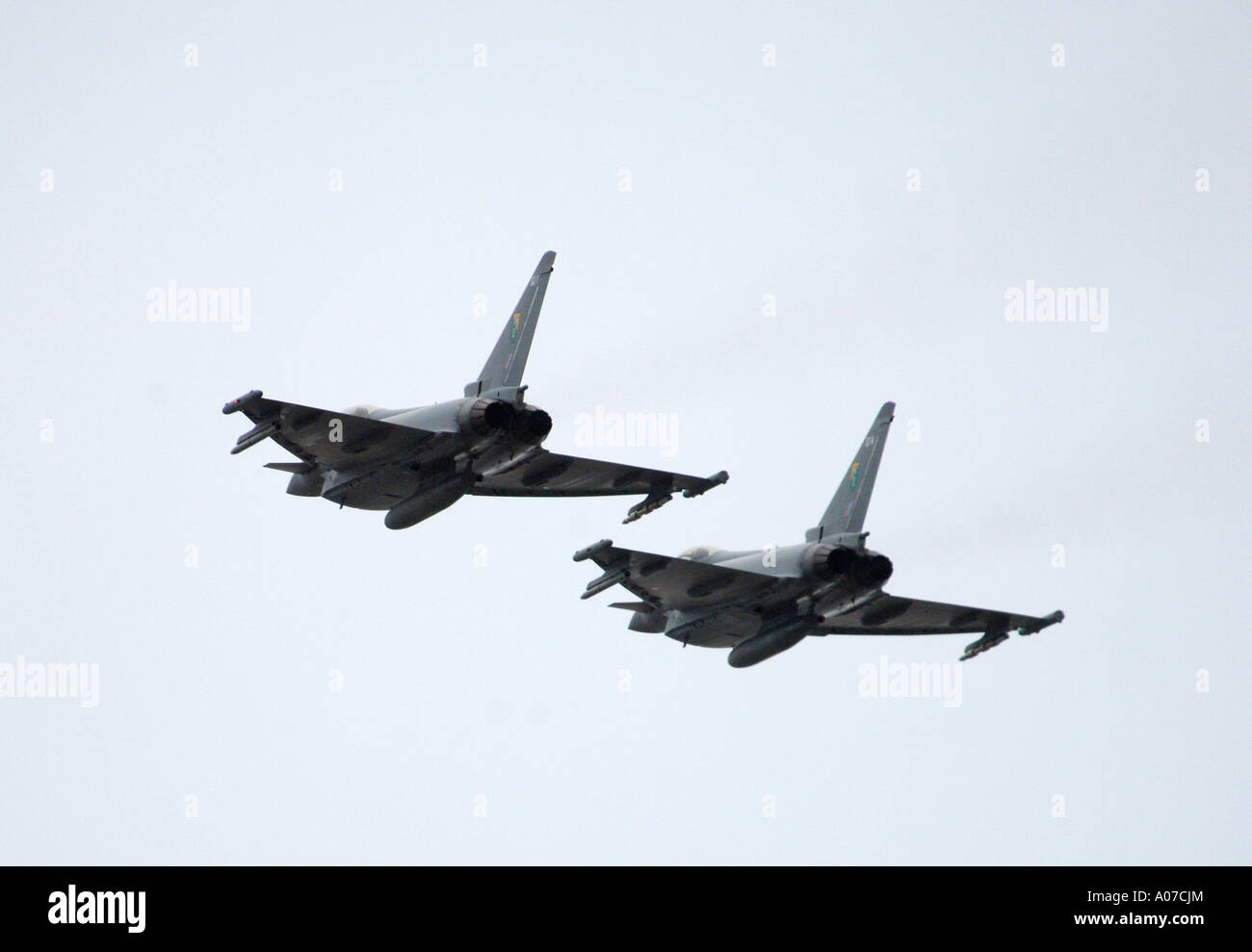 Couplé à l'Eurofighter RAF décoller à RAF Kinloss. 4113-390 XAV Banque D'Images