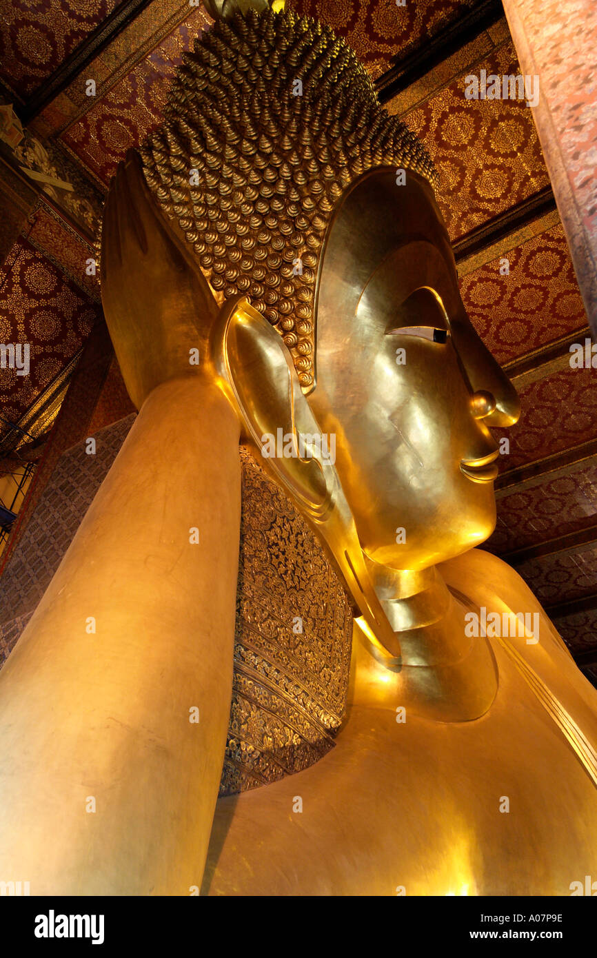 Le Bouddha couché du Wat Pho Bangkok 1 Banque D'Images