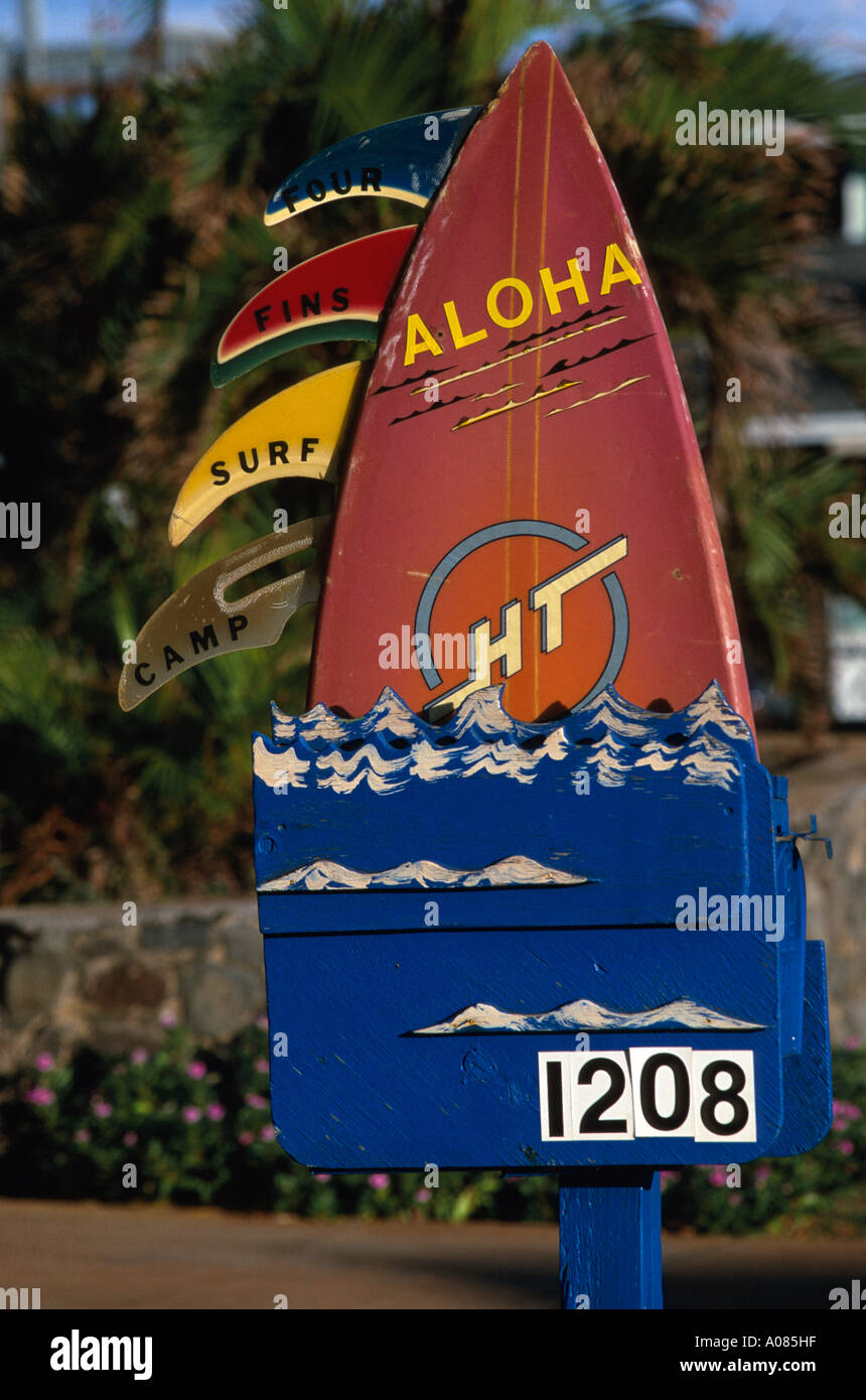 Une boîte aux lettres nous orné d'un haïku de surf Hawaii USA UNITED STATES Banque D'Images