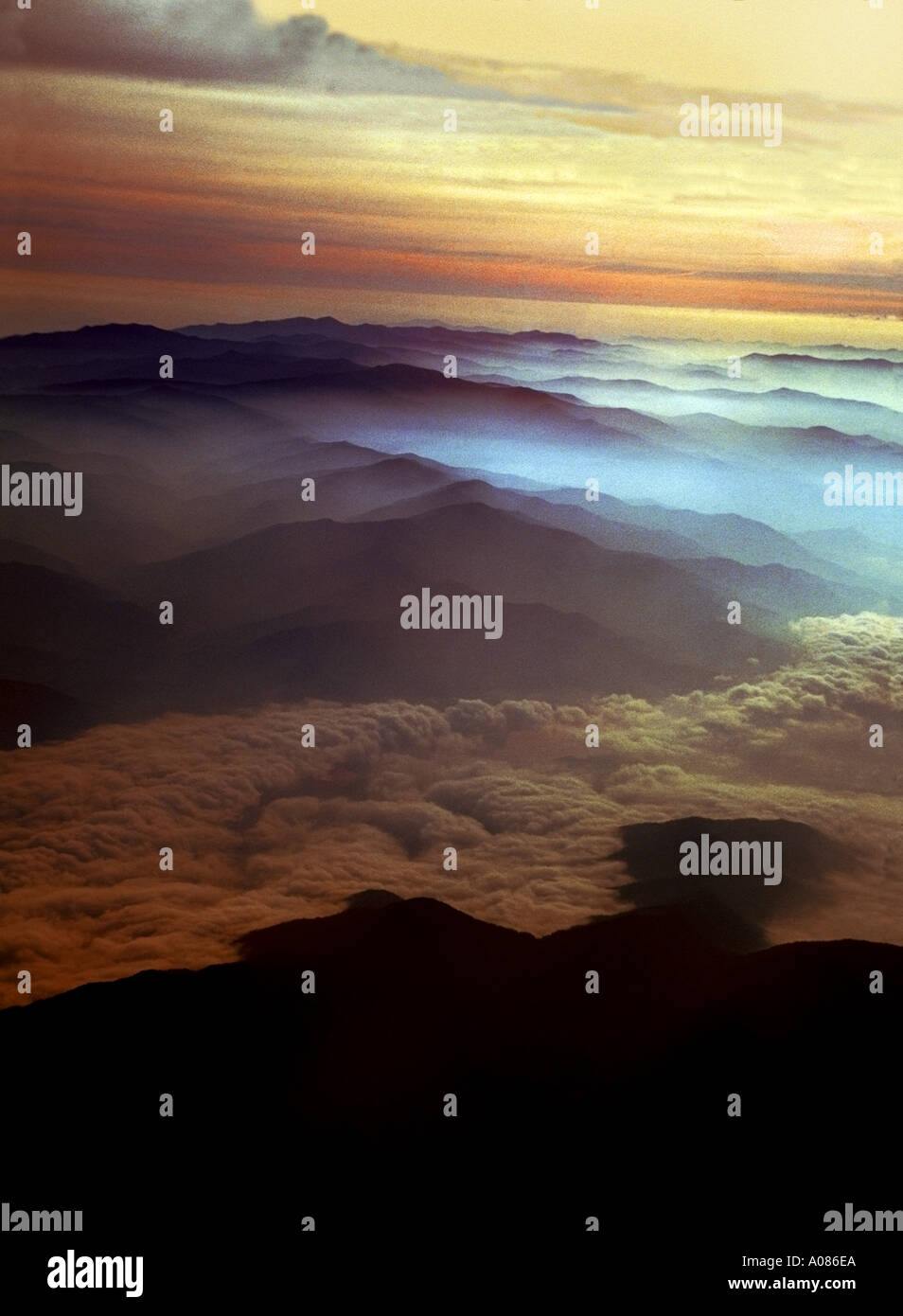 Vue aérienne de Mountain Sunrise Banque D'Images