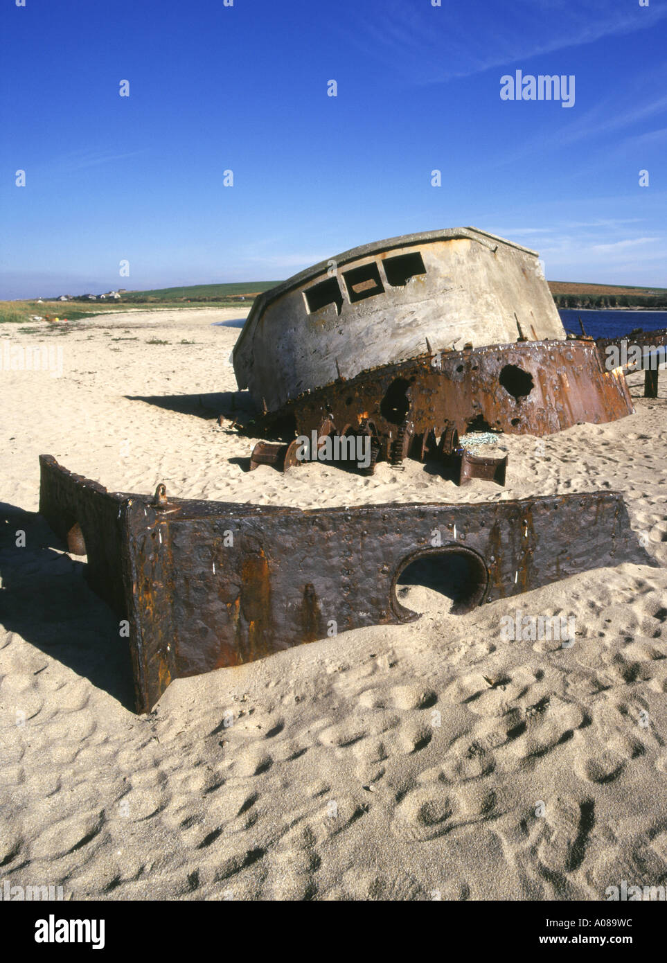 dh 4e barrière CHURCHILL BARRIÈRES ORKNEY première Guerre mondiale épave de navire anti sous-marins défenses sur la plage ww histoire de l'écosse débit scapa Banque D'Images