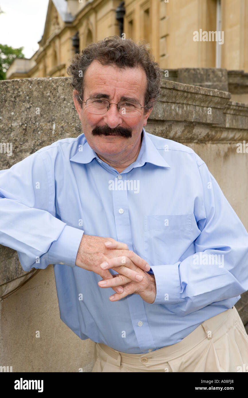 Le professeur Lord Robert Winston. Banque D'Images