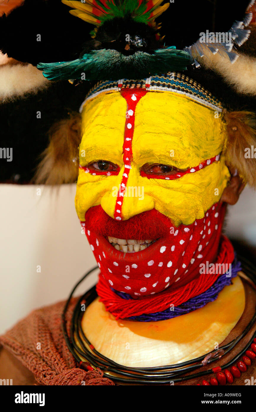 La Papouasie-Nouvelle-Guinée, Neu Mann bemaltem mit Gesicht, Papouasie-Nouvelle-Guinée homme avec face de couleur Banque D'Images