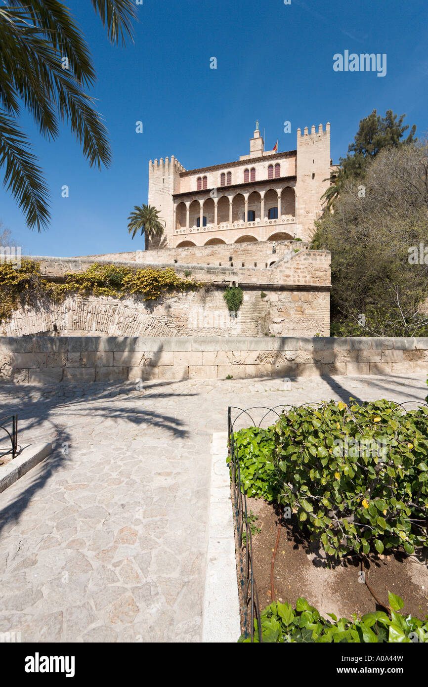 Palau de l'Almudaina (Palais Royal), le centre historique, Palma de Majorque, Îles Baléares, Espagne Banque D'Images