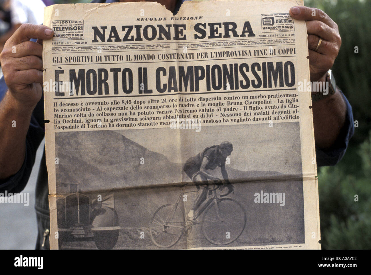 Fausto Coppi notice nécrologique Granfondo Eroica bicycle race Gaiole in Chianti Toscane Italie Banque D'Images
