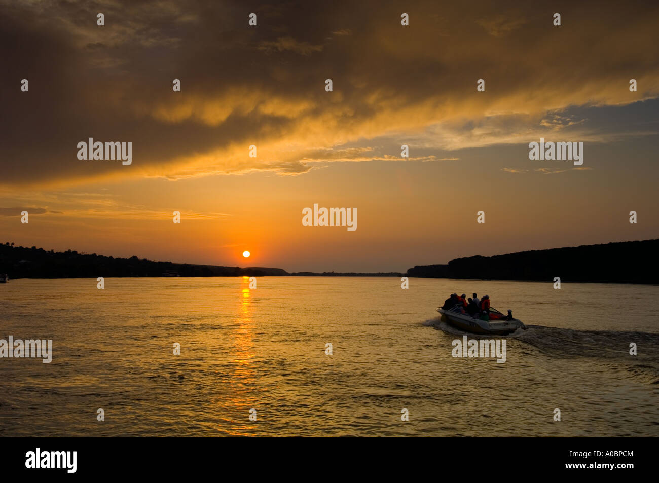L'Europe Roumanie Delta du Danube Mahmudia coucher de soleil sur le Danube Banque D'Images