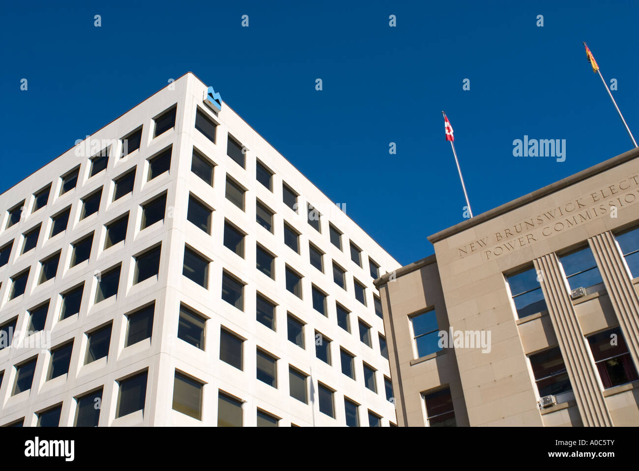 Image de la Banque de Montréal et une ancienne banque transformée en l'espace de bureau Banque D'Images