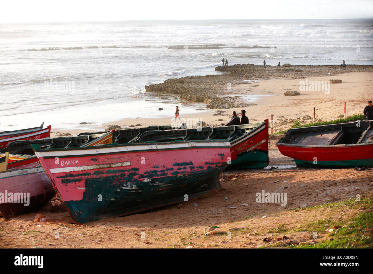 Bateaux à côté de l'océan Atlantique, à proximité de Sidi Bouzid à El Jadida au Maroc Banque D'Images