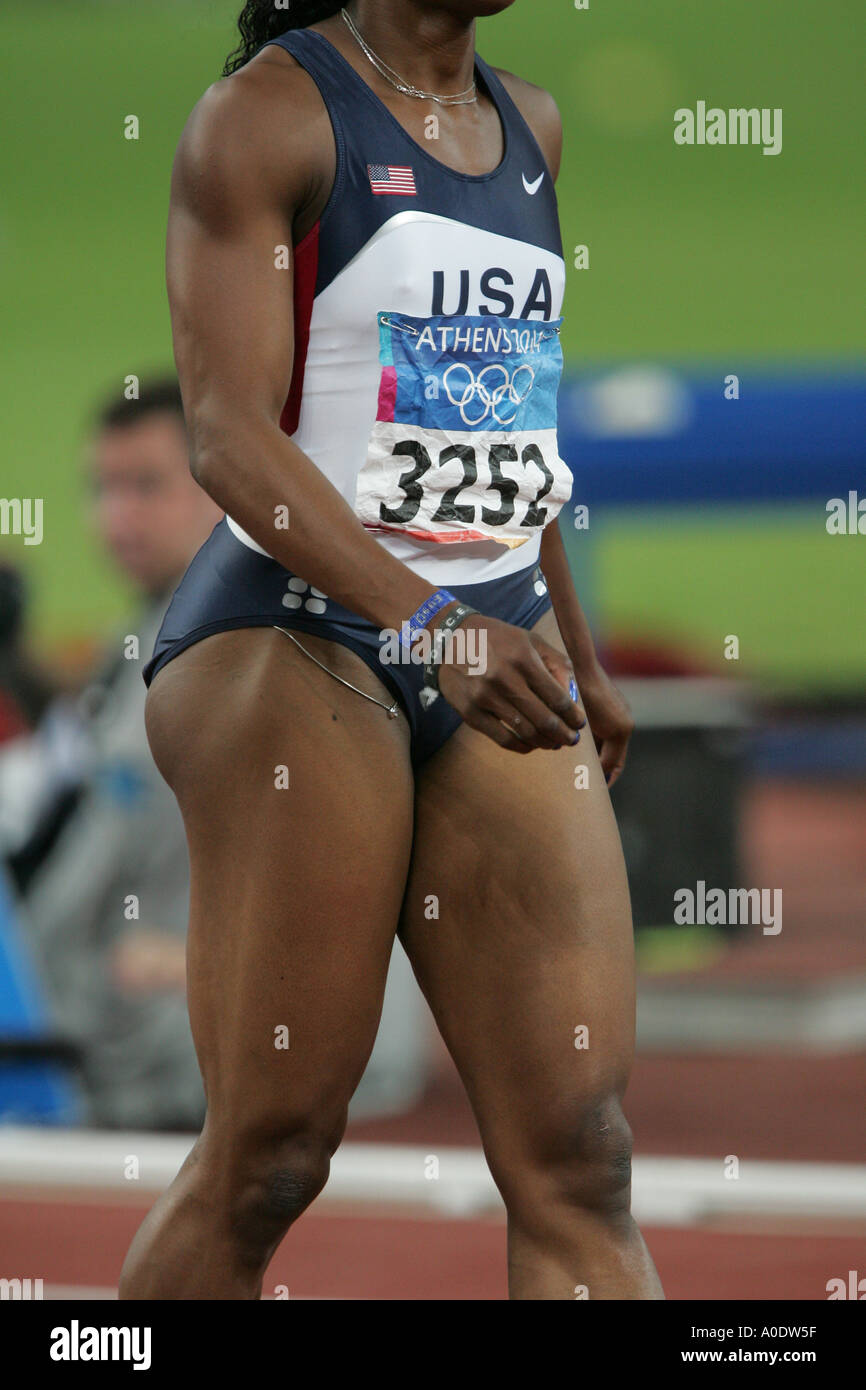 Gail Devers représentant les USA ne parvient pas à se qualifier pour la finale du 100 m femmes elle termine 7ème dans sa chaleur dans un temps de Banque D'Images