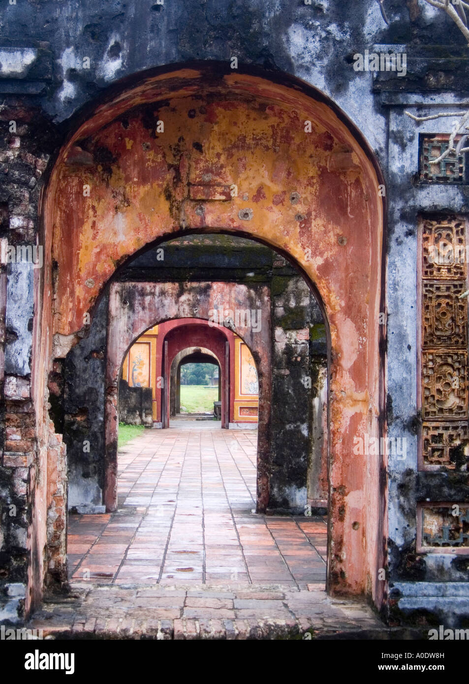 Porte de la citadelle, Hue, Thua Thien Hue, Vietnam, Asie du sud-est. Banque D'Images