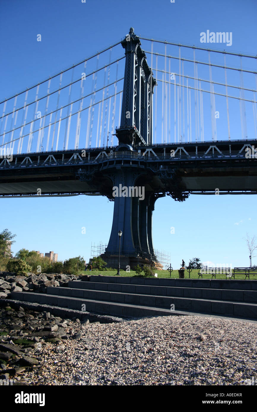 Tour métallique du pont de Manhattan et la plage de Empire-Fulton Ferry State Park brooklyn New York City Octobre 2006 Banque D'Images