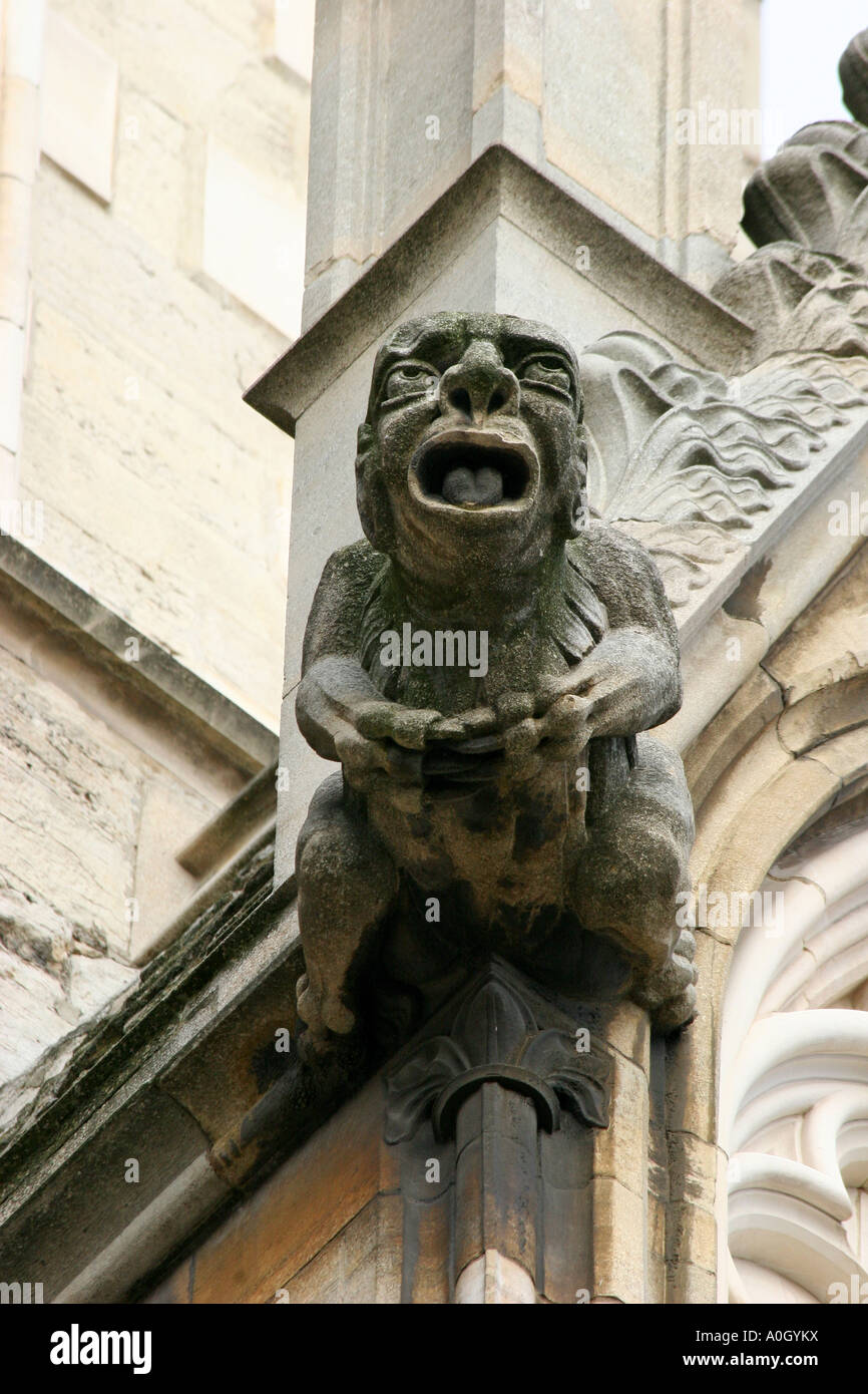 Gargoyle créature décoration sur York Minster Banque D'Images