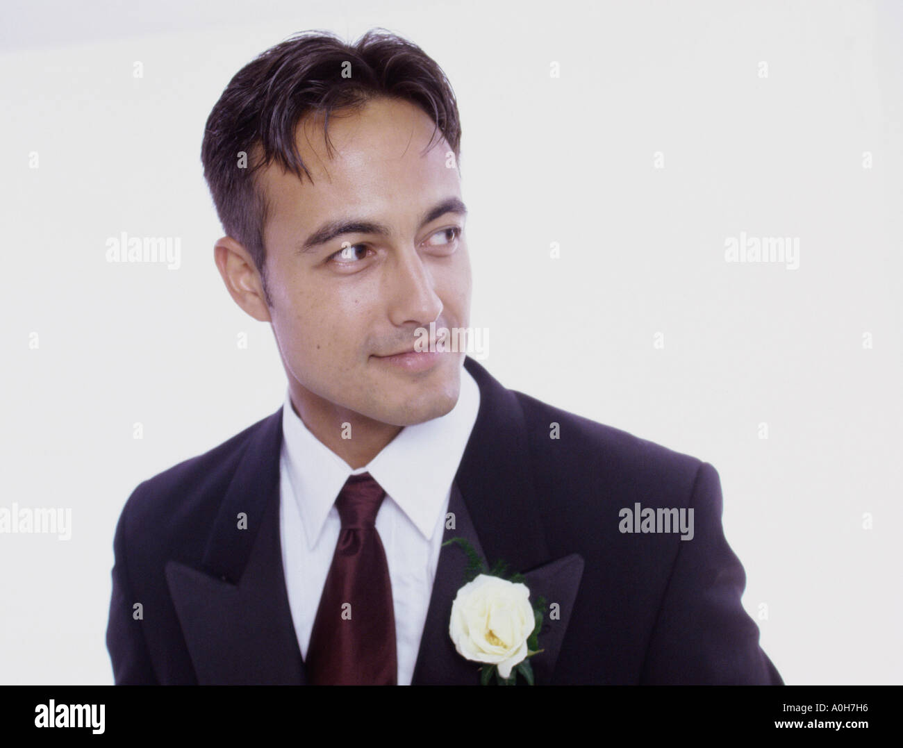 Portrait d'un jeune homme en smoking Banque D'Images